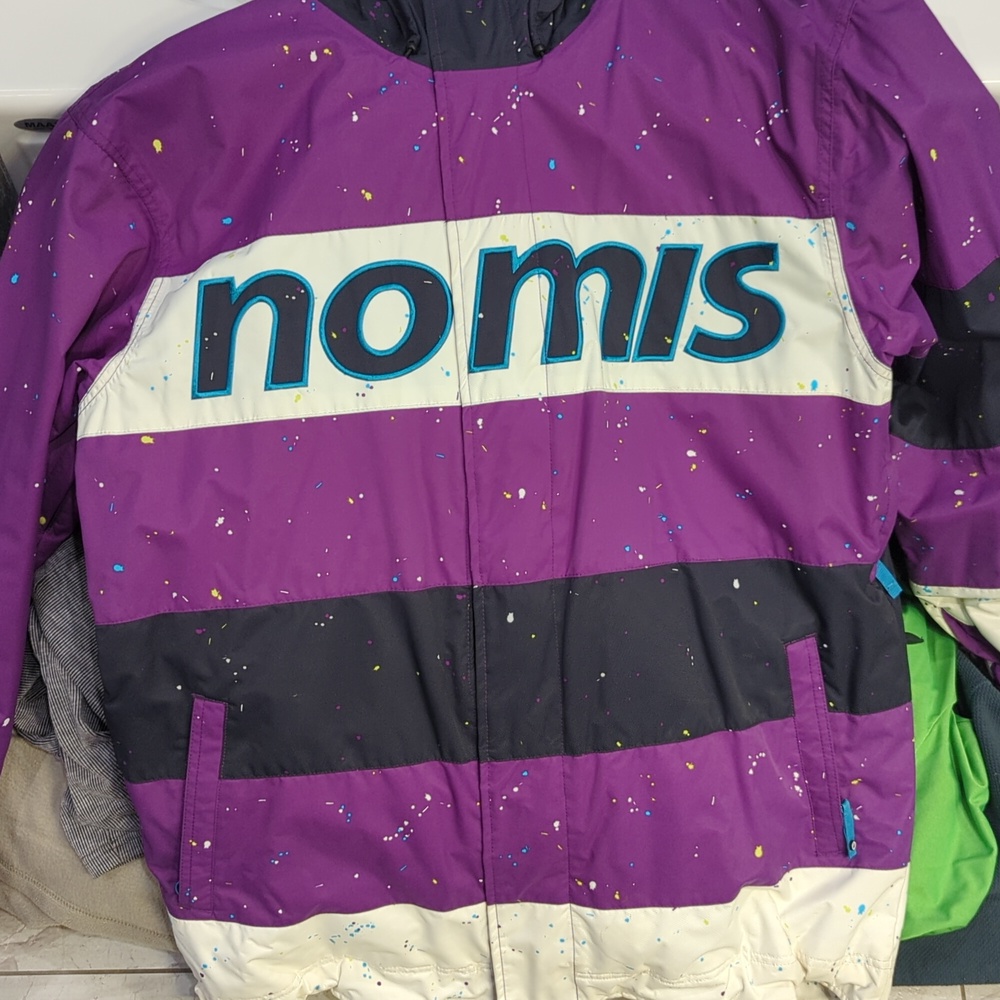 Nomis coat